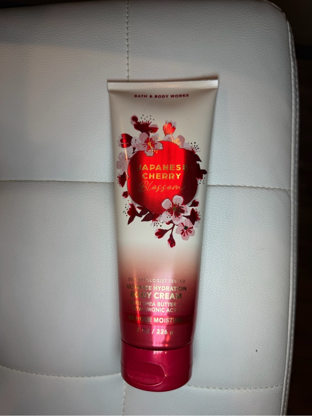 Bath & Body Works Japanese Cherry Blossom Body Cream - Red & Pink